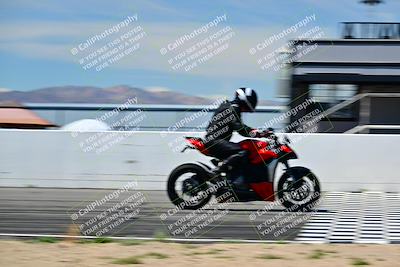 media/Mar-25-2024-Moto Forza (Mon) [[8d4319bd68]]/3-Intermediate Group/Session 4 (Front Straight Speed Pans)/